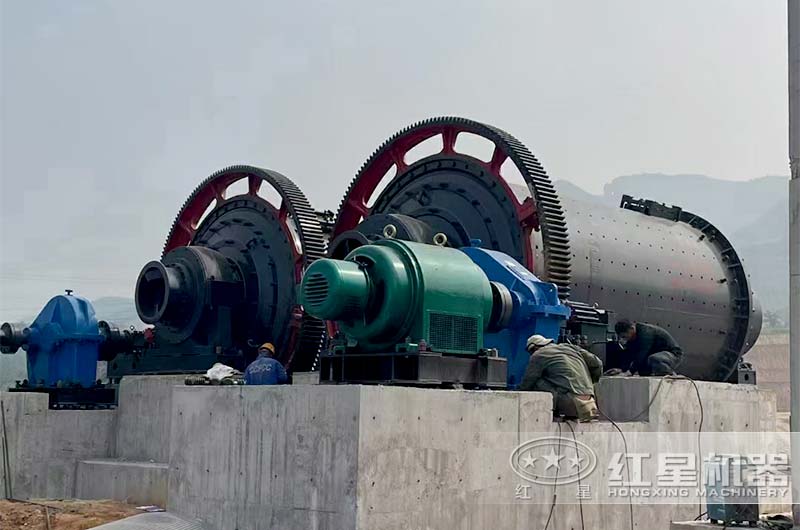 2.1x3米球磨機安裝現場 2.1x3米球磨機安裝現場