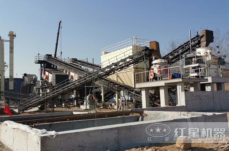 鐵礦石加工現(xiàn)場 鐵礦石加工現(xiàn)場