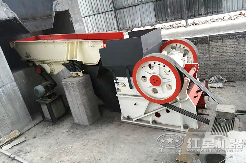 HD110德版顎式破碎機 HD110德版顎式破碎機