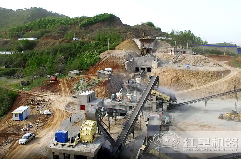 用戶石料生產現場，投資200萬輕松選擇多種型號設備